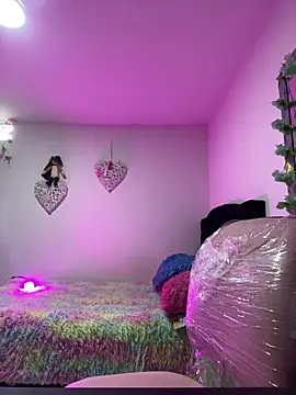 little tifanny82 online show from December 19, 1:13 pm