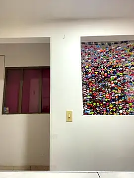 little tifanny82 online show from October 31, 1:19 pm