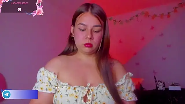 little tifanny82 online show from March 11, 2:55 pm