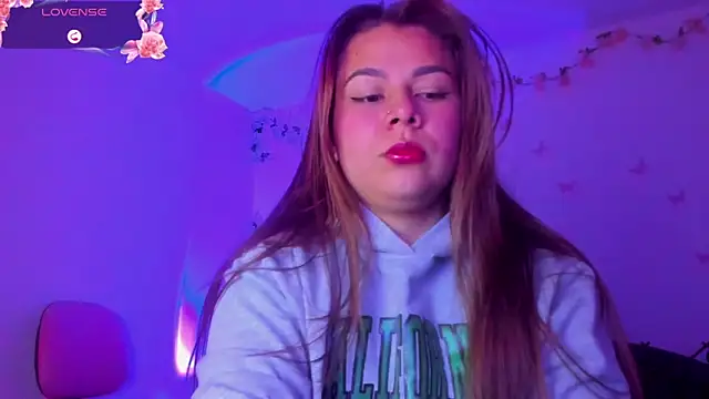 little tifanny82 online show from March 7, 1:49 pm