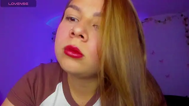 little tifanny82 online show from March 18, 2:08 pm