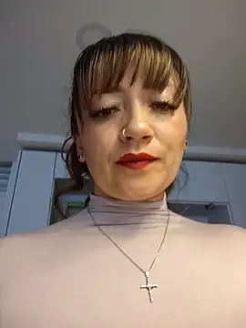 Snapshot of tata_laima__ chatting on October 15, 1:41 pm tata laima online show from October 15, 1:41 pm