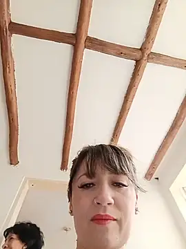 Snapshot of tata_laima__ chatting on May 23, 2:05 pm tata laima online show from May 23, 2:05 pm