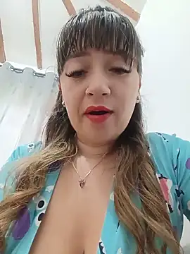 Snapshot of tata_laima__ chatting on May 31, 4:02 pm tata laima online show from May 31, 4:02 pm