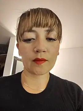 Snapshot of tata_laima__ chatting on September 24, 12:33 pm tata laima online show from September 24, 12:33 pm