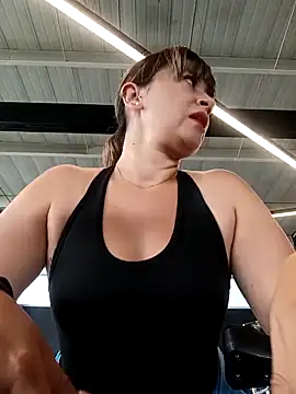 Snapshot of tata_laima__ chatting on April 28, 1:48 pm tata laima online show from April 28, 1:48 pm