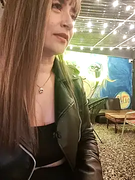 Snapshot of tata_laima__ chatting on September 13, 1:05 am tata laima online show from September 13, 1:05 am