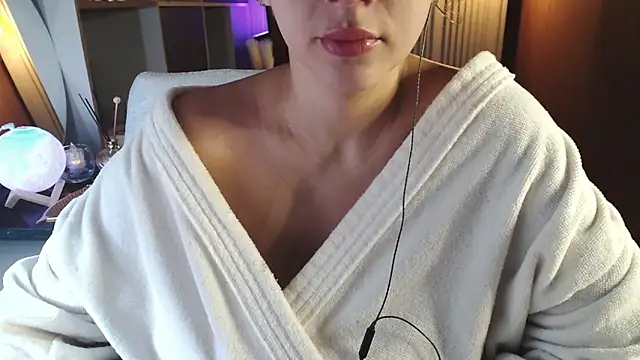 AnnaClaraunica online show from January 10, 10:39 am