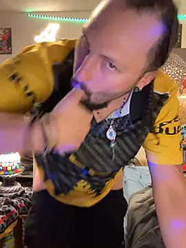 BobbyQ29 online show from November 29, 11:27 pm