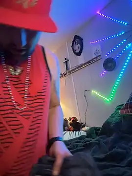 BobbyQ29 online show from December 17, 2:05 am