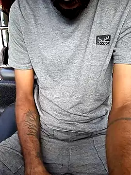 Snapshot of DulajThushara2468 chatting on February 6, 3:24 am DulajThushara2468 online show from February 6, 3:24 am