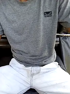 Snapshot of DulajThushara2468 chatting on February 2, 2:54 am DulajThushara2468 online show from February 2, 2:54 am