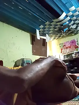 Snapshot of DulajThushara2468 chatting on December 22, 4:12 am DulajThushara2468 online show from December 22, 4:12 am