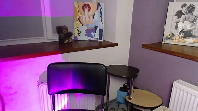 Caramel bunny online show from April 1, 12:06 pm