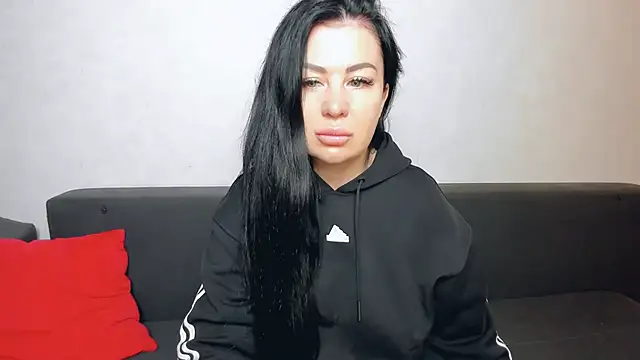 Snapshot of LayaFlow chatting on October 19, 7:44 am LayaFlow online show from October 19, 7:44 am