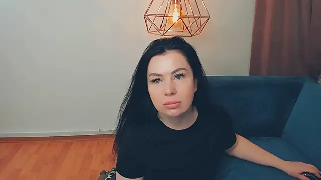 LayaFlow online show from April 15, 7:58 am