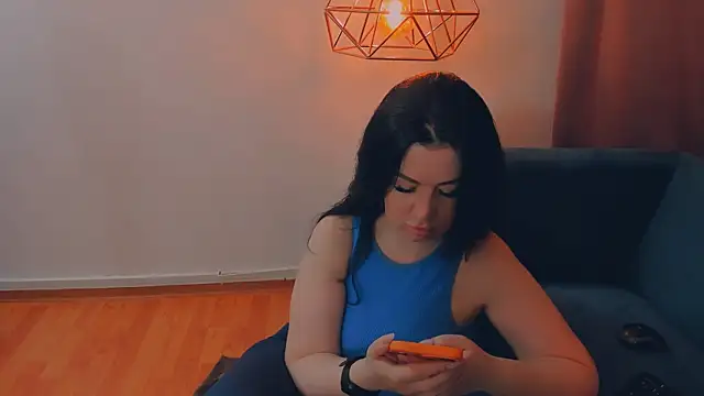 LayaFlow online show from March 26, 7:39 am