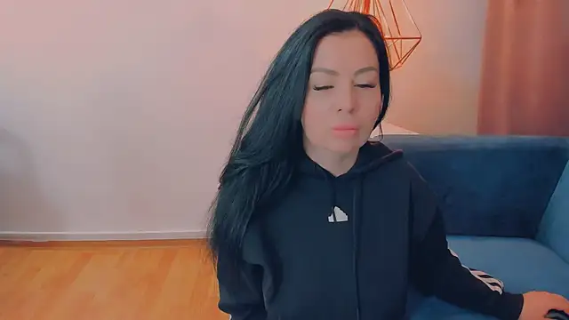 LayaFlow online show from March 28, 7:53 am