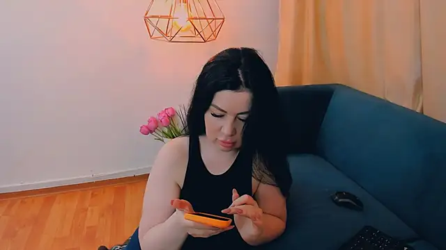 LayaFlow online show from March 9, 8:29 am