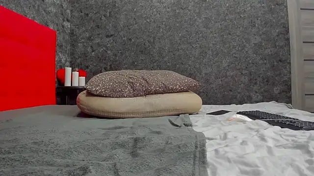 Snapshot of LayaFlow chatting on January 25, 8:10 am LayaFlow online show from January 25, 8:10 am