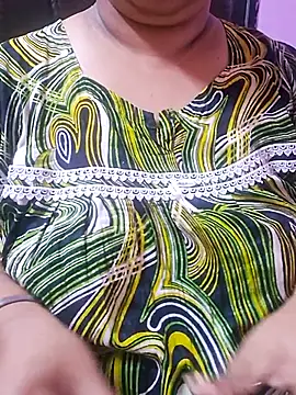 Snapshot of Ravina_patil1 chatting on September 23, 3:08 pm Ravina patil1 online show from September 23, 3:08 pm