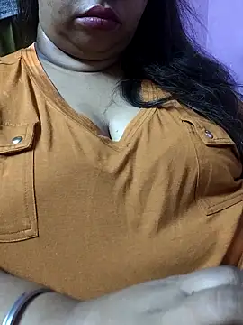 Snapshot of Ravina_patil1 chatting on September 20, 5:07 pm Ravina patil1 online show from September 20, 5:07 pm