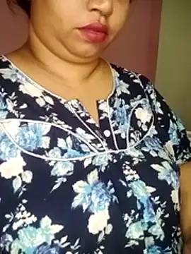 Ravina patil1 online show from April 23, 1:35 pm