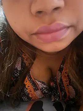 Snapshot of Ravina_patil1 chatting on October 7, 11:11 am Ravina patil1 online show from October 7, 11:11 am