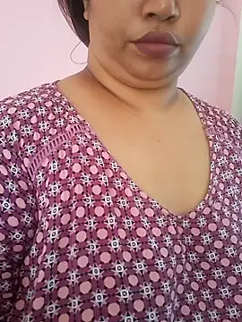 Ravina patil1 online show from April 14, 10:42 am