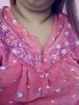 Ravina patil1 online show from April 24, 5:31 am