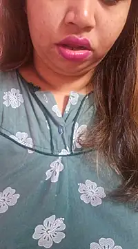 Snapshot of Ravina_patil1 chatting on March 15, 3:37 pm Ravina patil1 online show from March 15, 3:37 pm