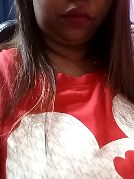 Snapshot of Ravina_patil1 chatting on November 5, 3:59 pm Ravina patil1 online show from November 5, 3:59 pm