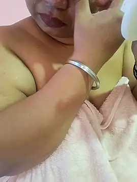 Ravina patil1 online show from March 29, 9:00 am