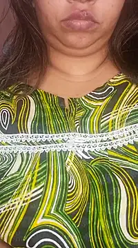 Snapshot of Ravina_patil1 chatting on March 3, 10:20 pm Ravina patil1 online show from March 3, 10:20 pm