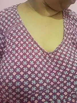 Ravina patil1 online show from May 29, 5:46 am