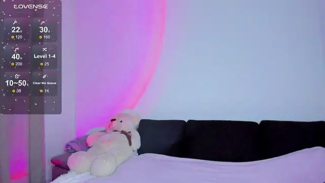 misspollywow online show from October 13, 6:09 pm