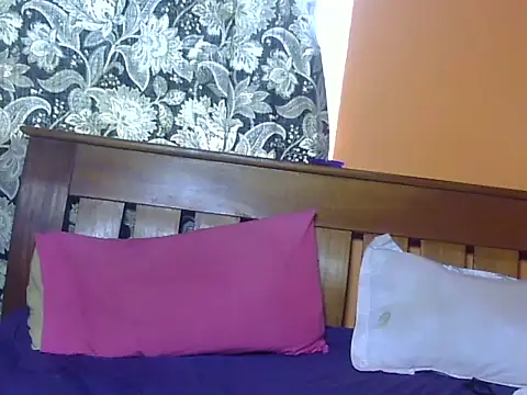 sexysandy20 online show from March 14, 12:00 pm