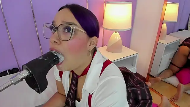 Snapshot of SophyRuiz_ chatting on November 24, 12:05 pm SophyRuiz online show from November 24, 12:05 pm