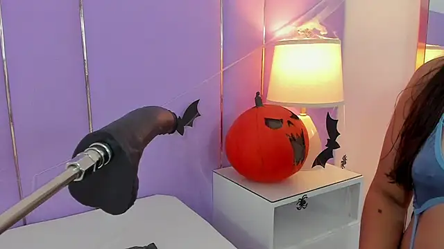 Snapshot of SophyRuiz_ chatting on October 29, 11:53 am SophyRuiz online show from October 29, 11:53 am