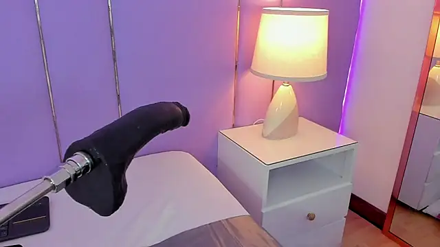 Snapshot of SophyRuiz_ chatting on November 13, 11:58 am SophyRuiz online show from November 13, 11:58 am