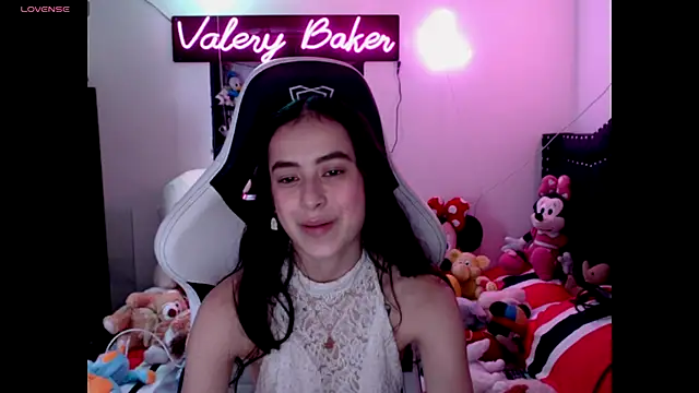 Snapshot of ValeryBaker_ chatting on October 24, 2:05 pm ValeryBaker online show from October 24, 2:05 pm