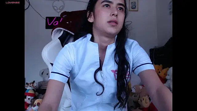 Snapshot of ValeryBaker_ chatting on November 4, 5:39 pm ValeryBaker online show from November 4, 5:39 pm