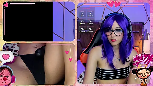 Snapshot of RossieGamer chatting on February 17, 9:32 pm RossieGamer online show from February 17, 9:32 pm