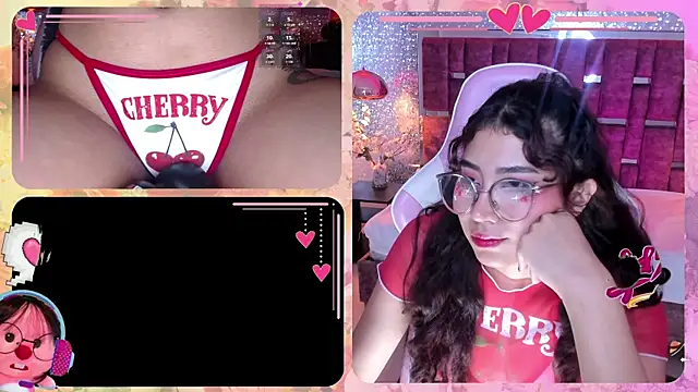 Snapshot of RossieGamer chatting on April 30, 2:57 pm RossieGamer online show from April 30, 2:57 pm