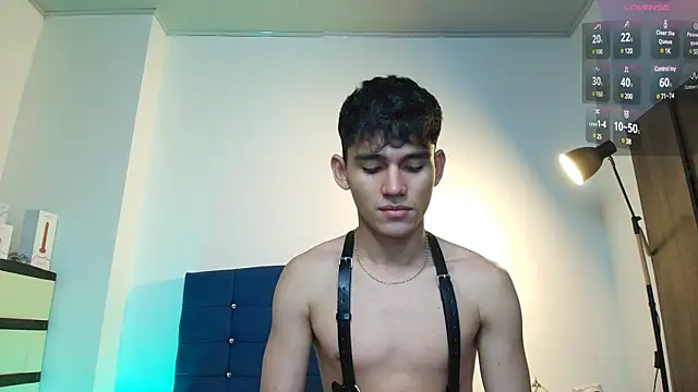 EstebanPerez  online show from February 27, 4:32 pm