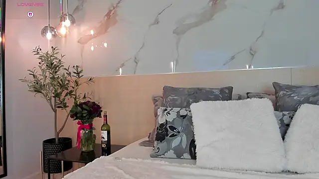 SteffanyBeck online show from February 20, 11:56 am