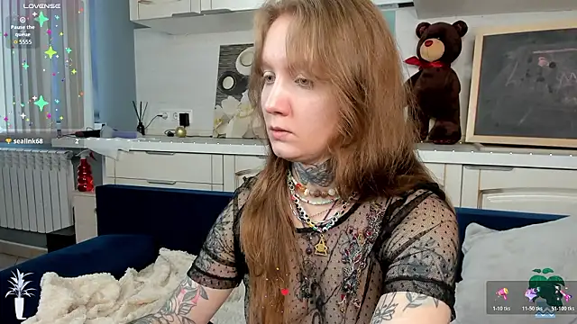 Mary Xextra online show from March 22, 9:33 am