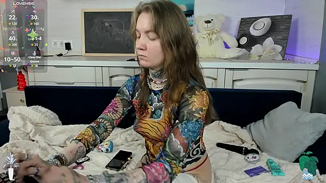 Mary Xextra online show from April 20, 9:23 am