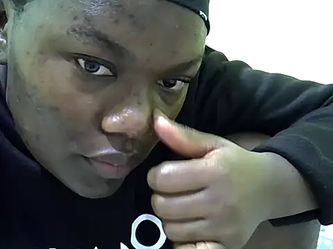 candililie online show from April 4, 12:17 am