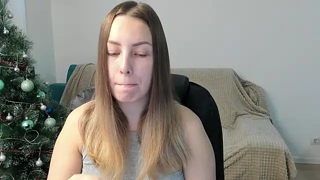 Mia shy1 online show from December 18, 7:02 am